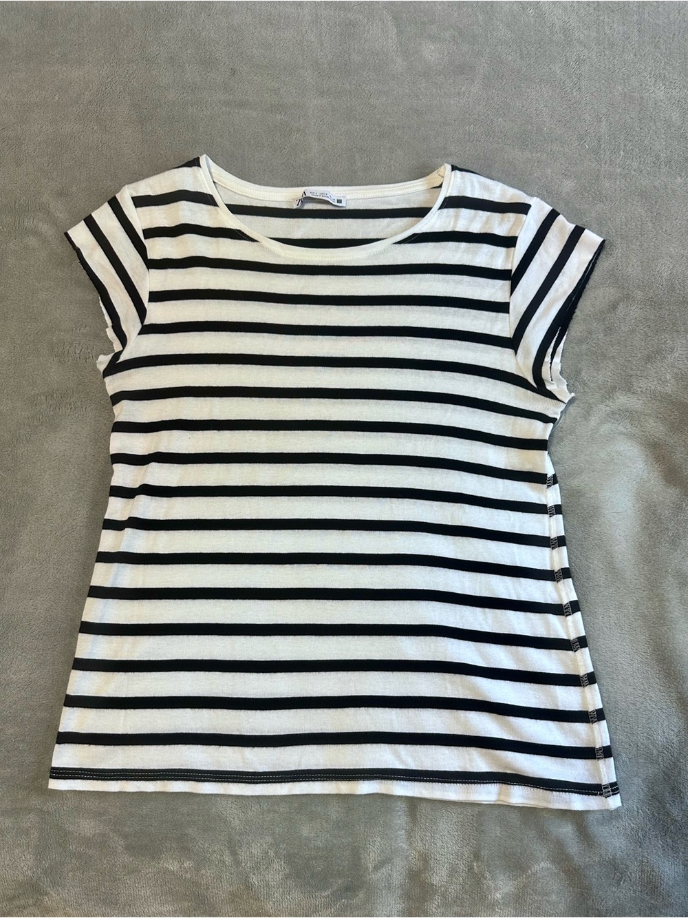 Zara Black and White Striped Short Sleeve Tee SMALL